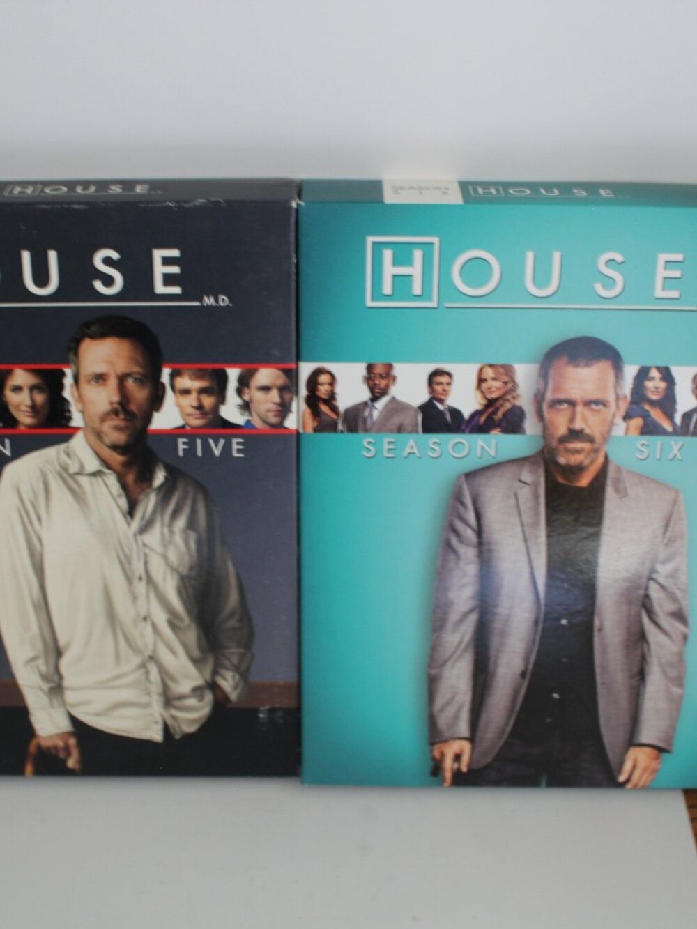 House MD Seasons 1-8 DVD Hugh Laurie - Picture 4 of 6